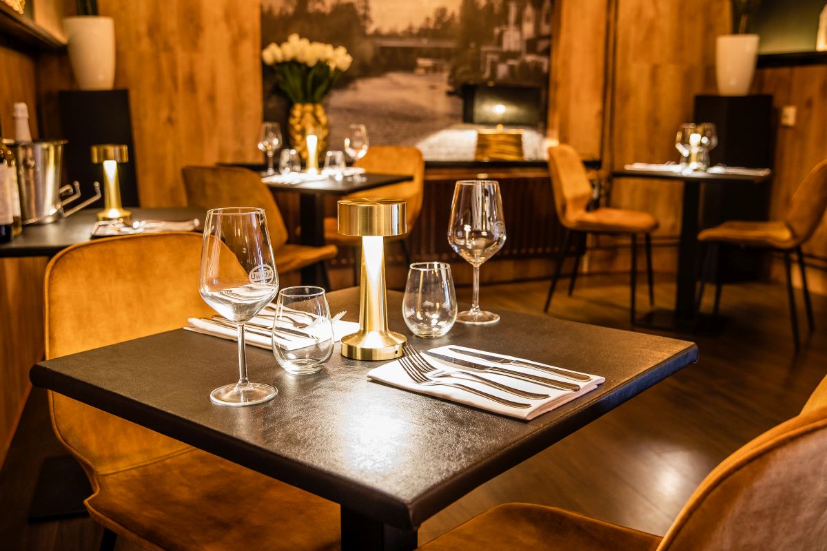 Interieur van Restaurant Uw Chef in Tricht